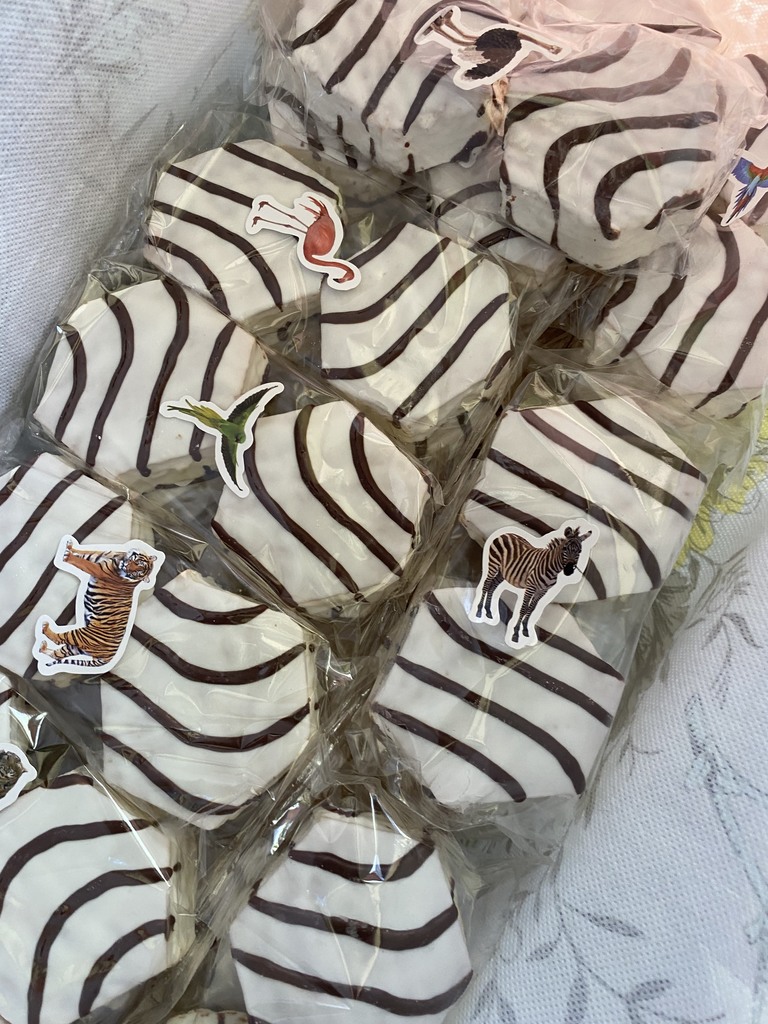 zebra snack cakes